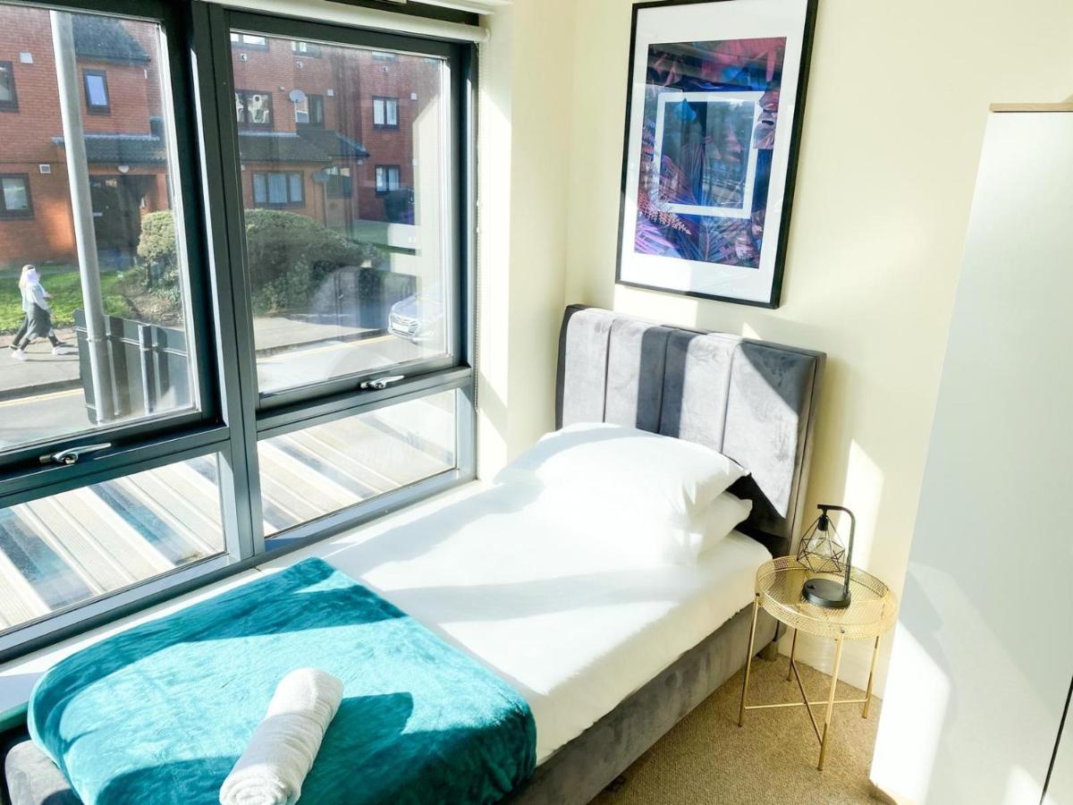 Tudors Esuites House City Centre Netflix Birmingham Zewnętrze zdjęcie