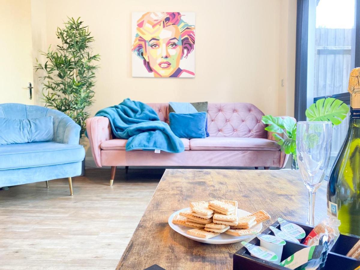 Tudors Esuites House City Centre Netflix Birmingham Zewnętrze zdjęcie