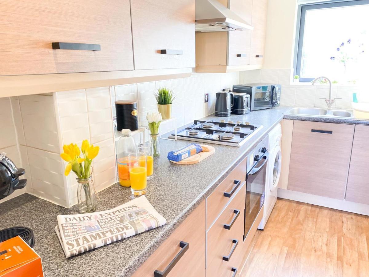 Tudors Esuites House City Centre Netflix Birmingham Zewnętrze zdjęcie